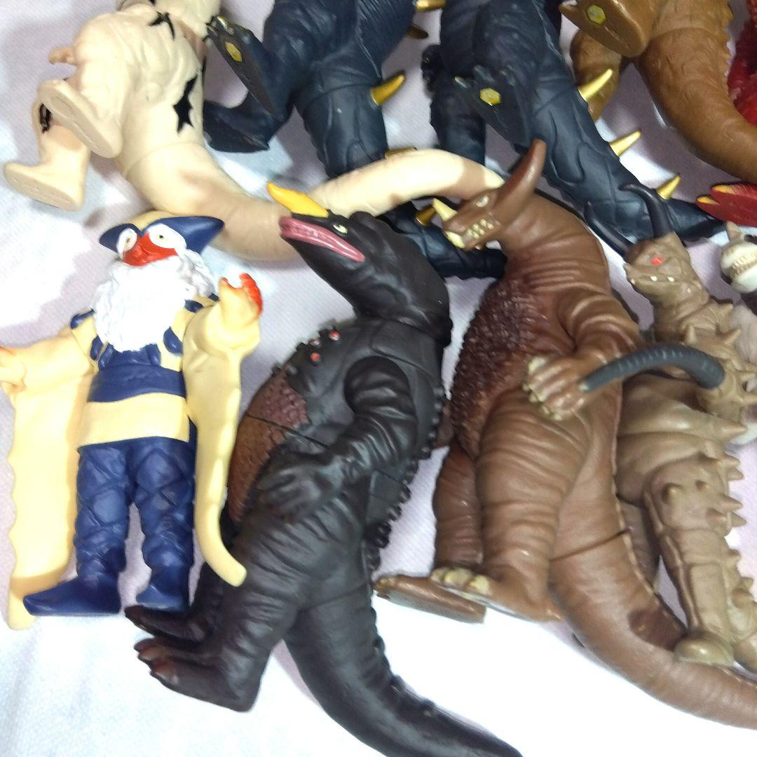 ウルトラヒーローシリーズ　ウルトラ怪獣　ソフビ　17体セット　まとめ売り
