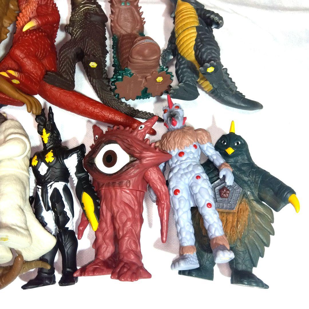 ウルトラヒーローシリーズ　ウルトラ怪獣　ソフビ　17体セット　まとめ売り