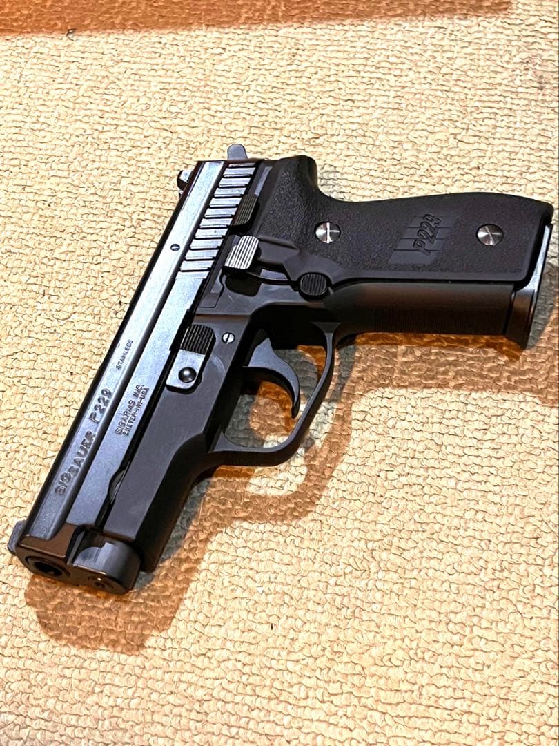 タナカ SIG P229 evo2モデルガン