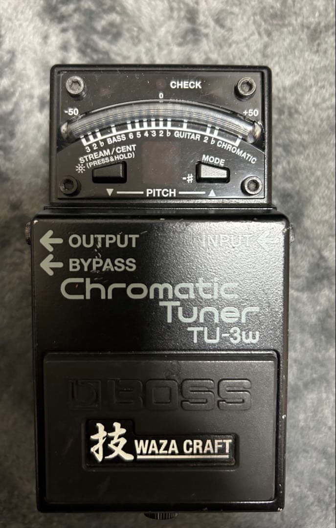BOSS TU-3 WAZA ペダルチューナー