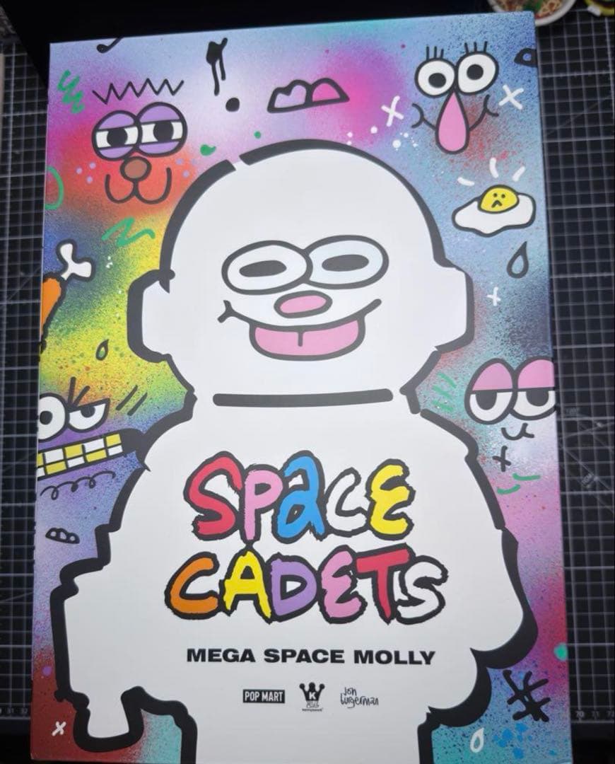 ♡ちいかわちゃん♡ POPMARTMEGA SPACE MOLLY400%
