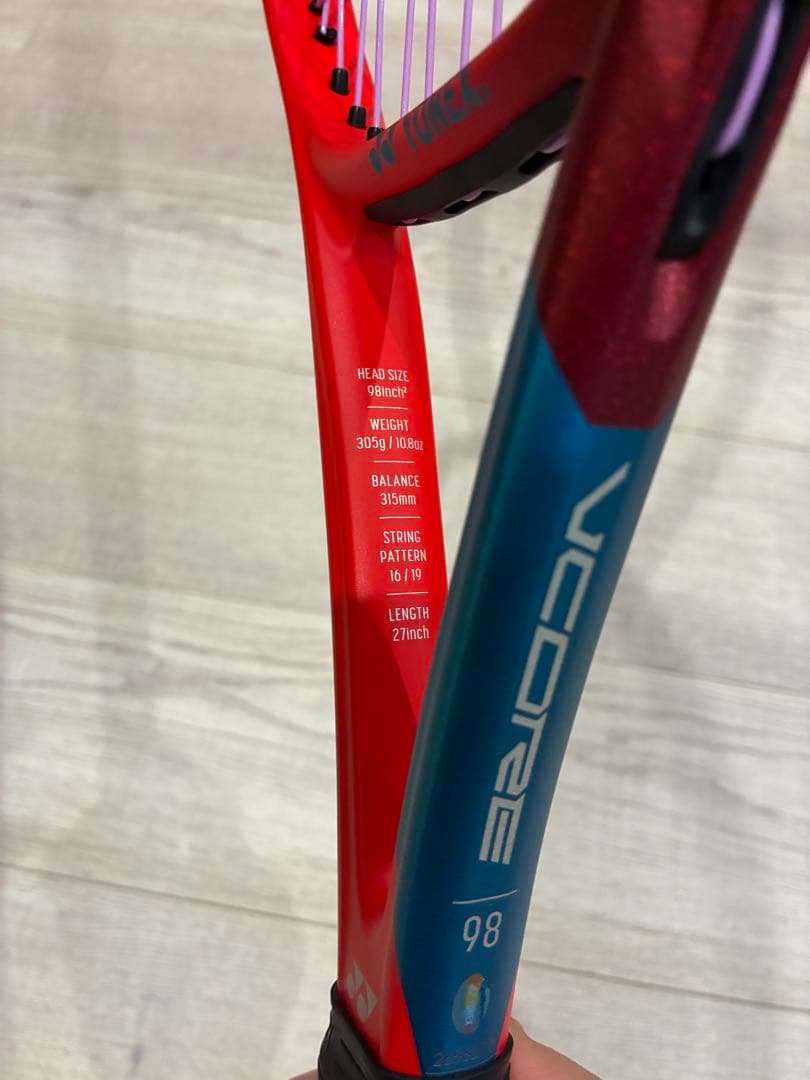 ２本セットYONEX VCORE 98 、VCORE 100