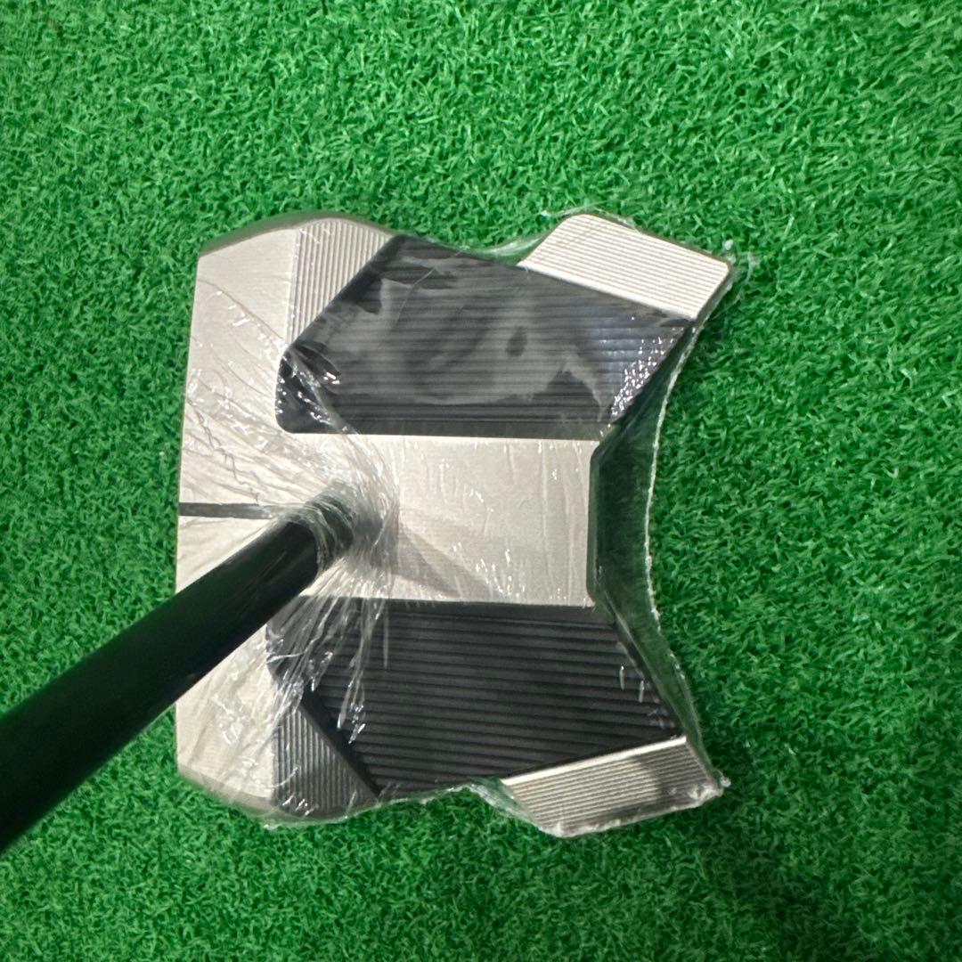 スコッティキャメロン　ロートルク　ファントム33インチ　新品