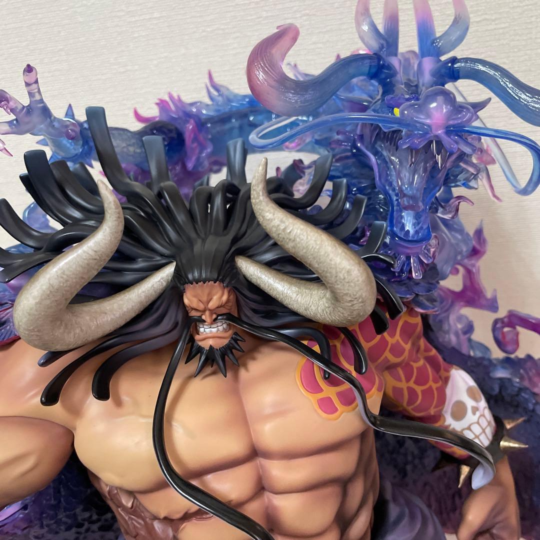 しゅう　　ワンピース　カイドウ　フィギュア　外装の箱あり