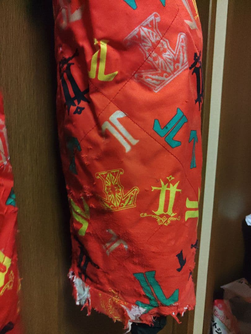 大雪シーズン到来！！テックナイン　ダウンスタイルジャケットとパンツ