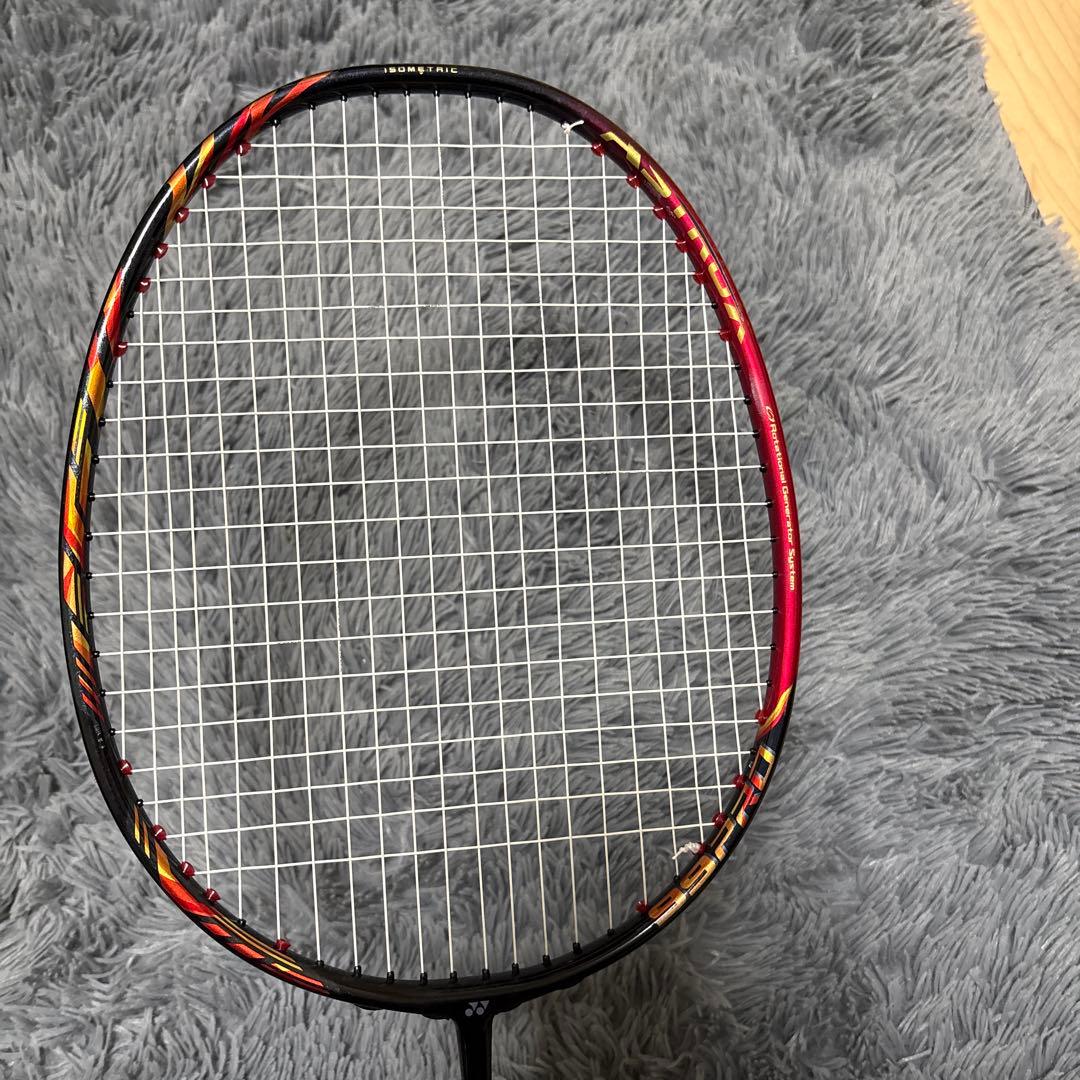 バドミントンラケット アストロクス99プロ　2本セット　4UG5 最終値下げ！