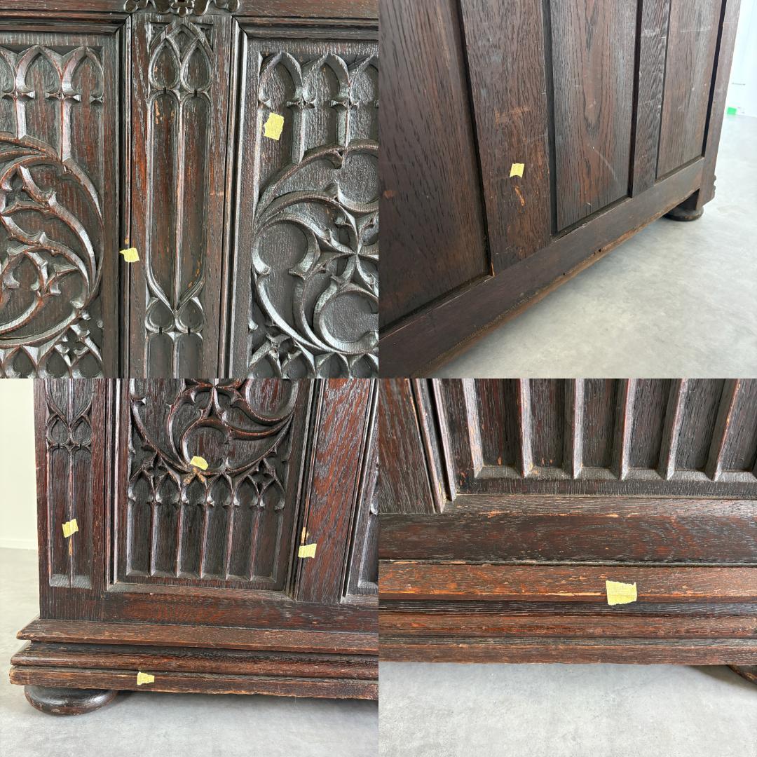 ゴシック様式　リネンフォールド　ブランケットボックス