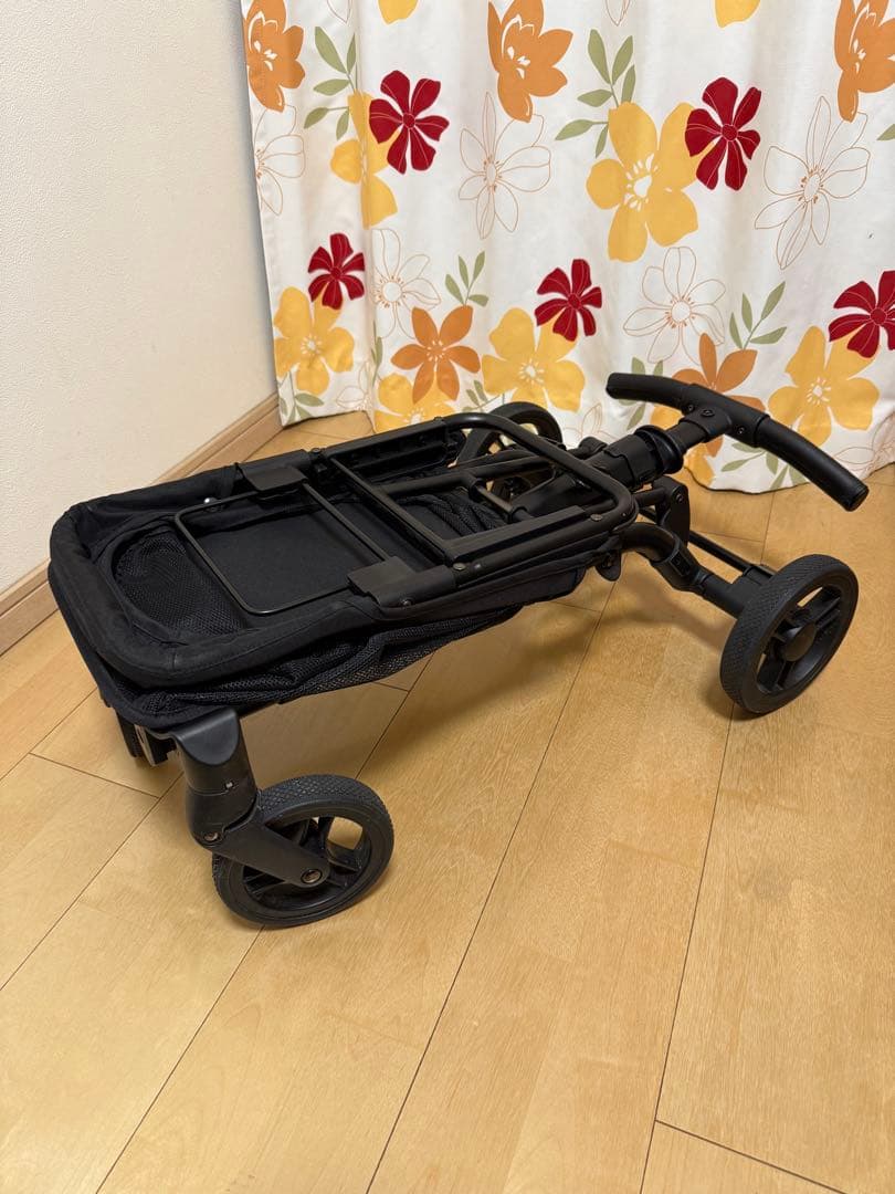折りたたみペットカート ブラック　AIRBUGGY. wizx
