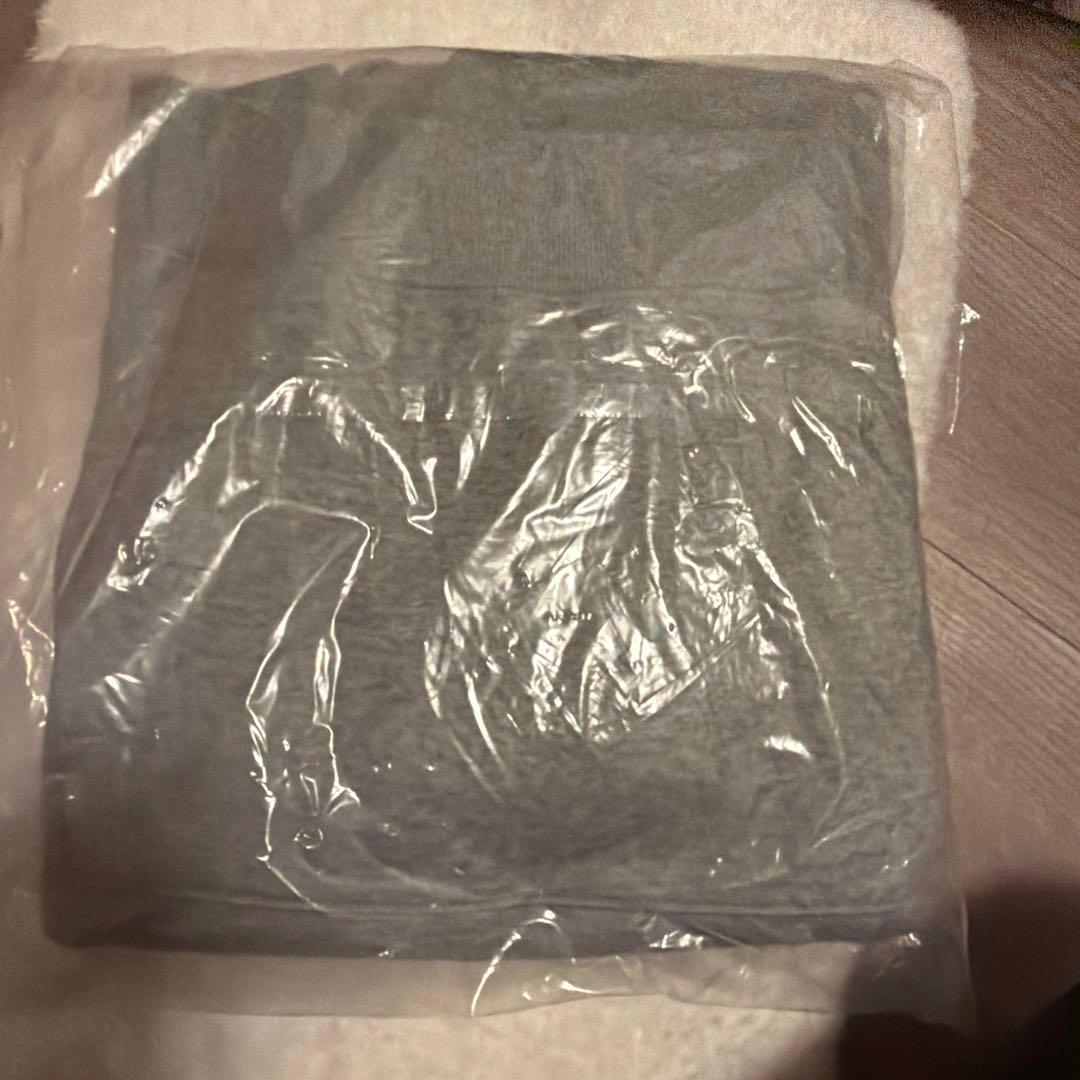 IGIN 韓国ポップアップ限定　フーディー S 新品