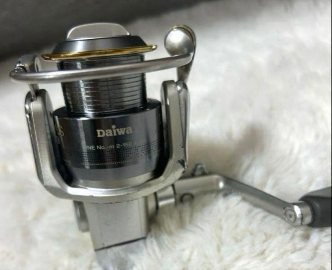 ダイワ LUVIAS ルビアス　2000 ABS スピニングリール