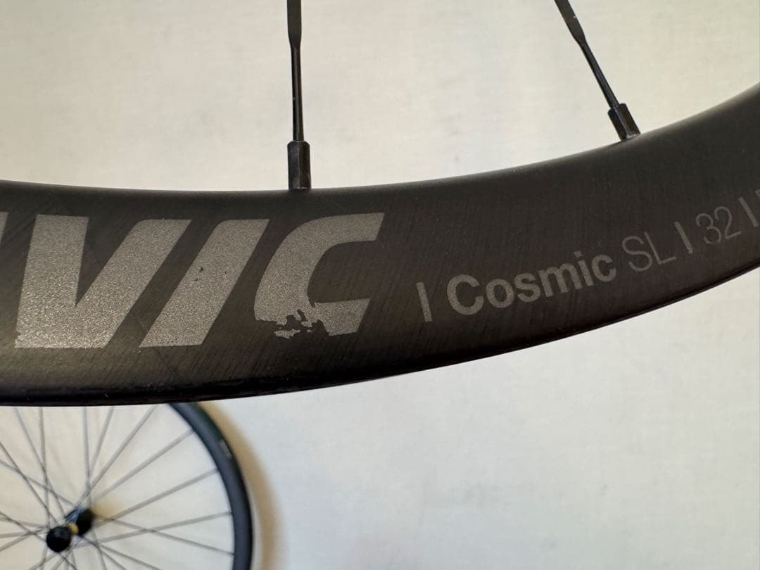 2025年現行モデル　MAVIC COSMIC SL 32 DISC