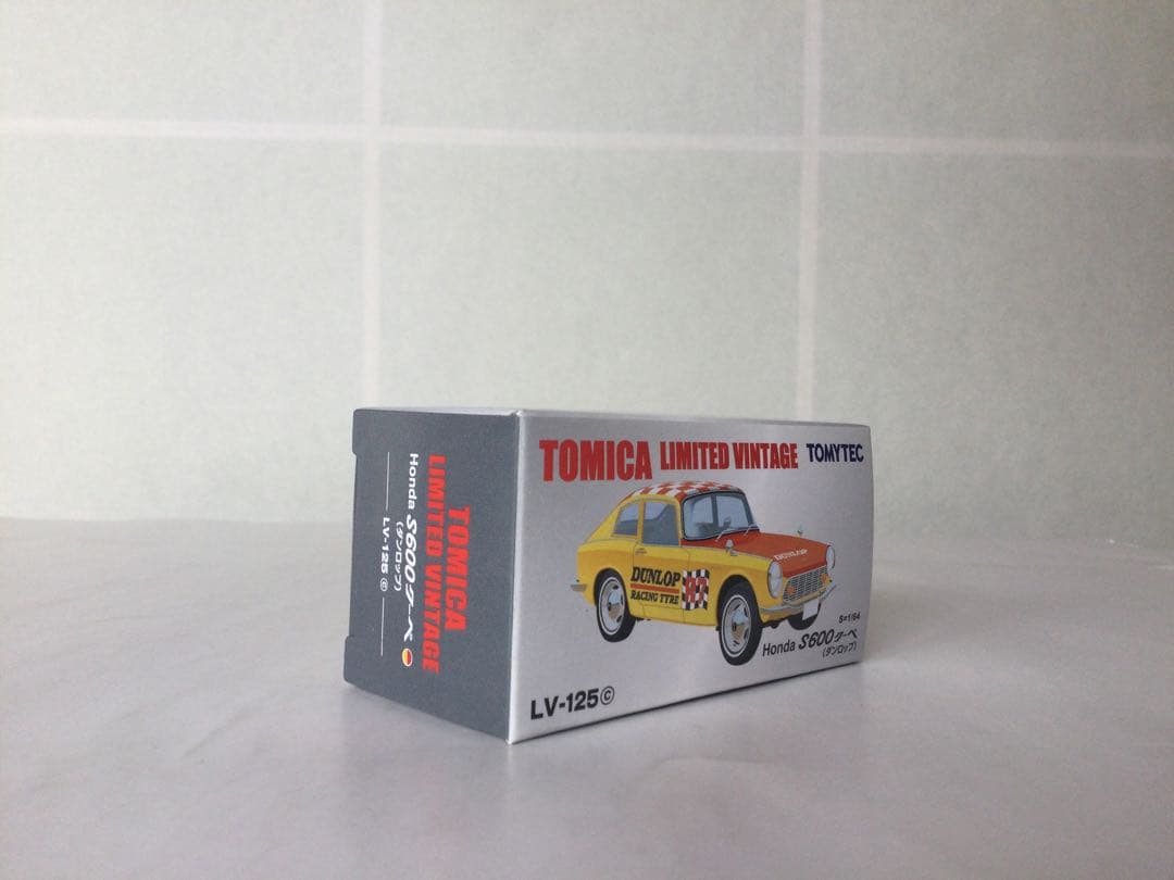 トミカリミテッドヴィンテージ LV-125c ホンダS600クーペ（ダンロップ）