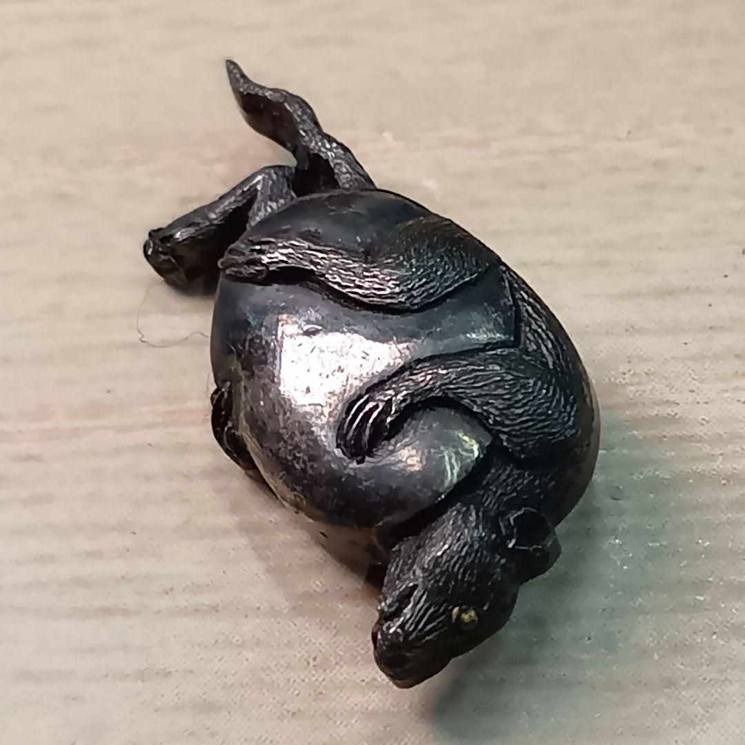 煙草入／超絶技巧前金具／在銘あり