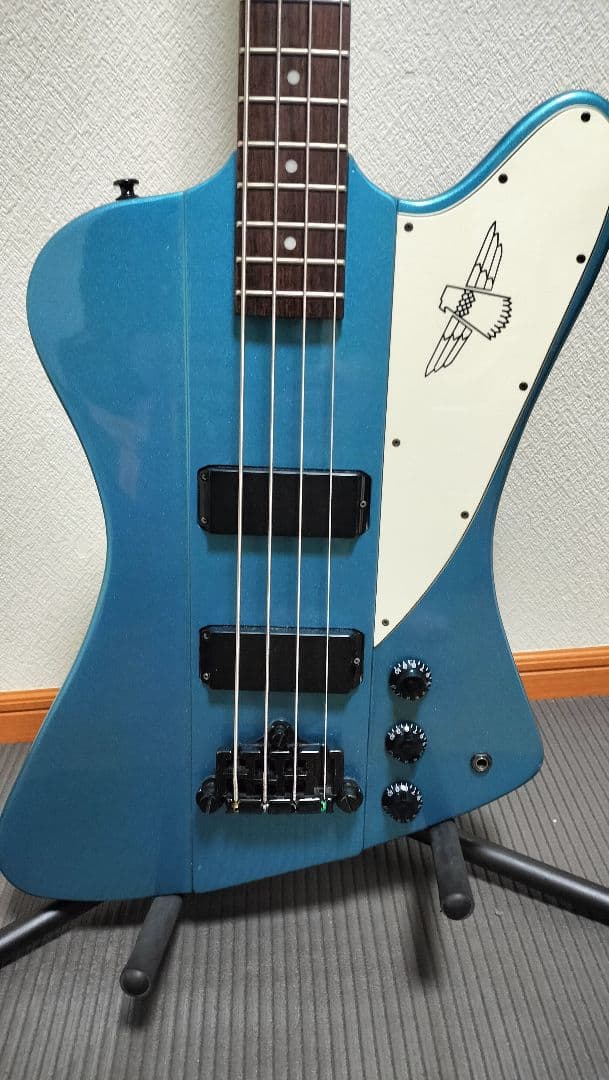 Epiphone Thunderbird 青