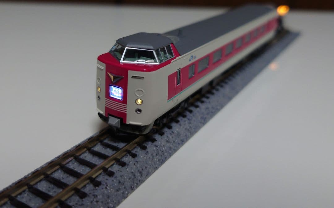 KATOゆったりやくも6両基本セット、7両基本セット＋別売りAssyパーツ付き