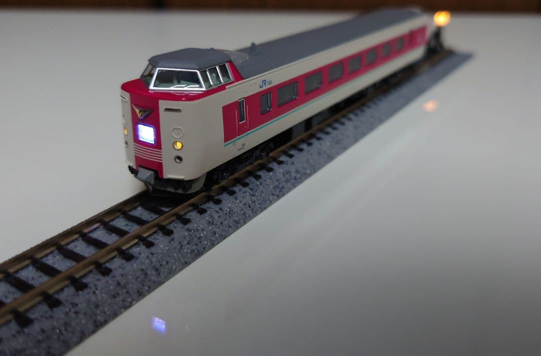 KATOゆったりやくも6両基本セット、7両基本セット＋別売りAssyパーツ付き