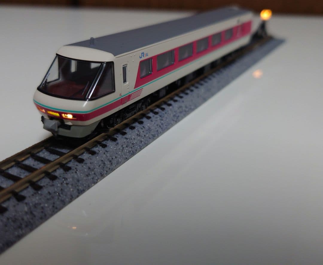 KATOゆったりやくも6両基本セット、7両基本セット＋別売りAssyパーツ付き