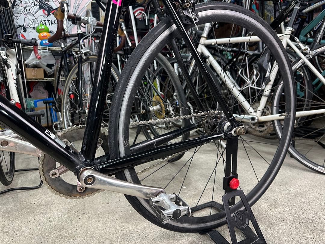 GIANT Fixer ピスト基本分解発送送料無料！完成車配送等ご相談ください！