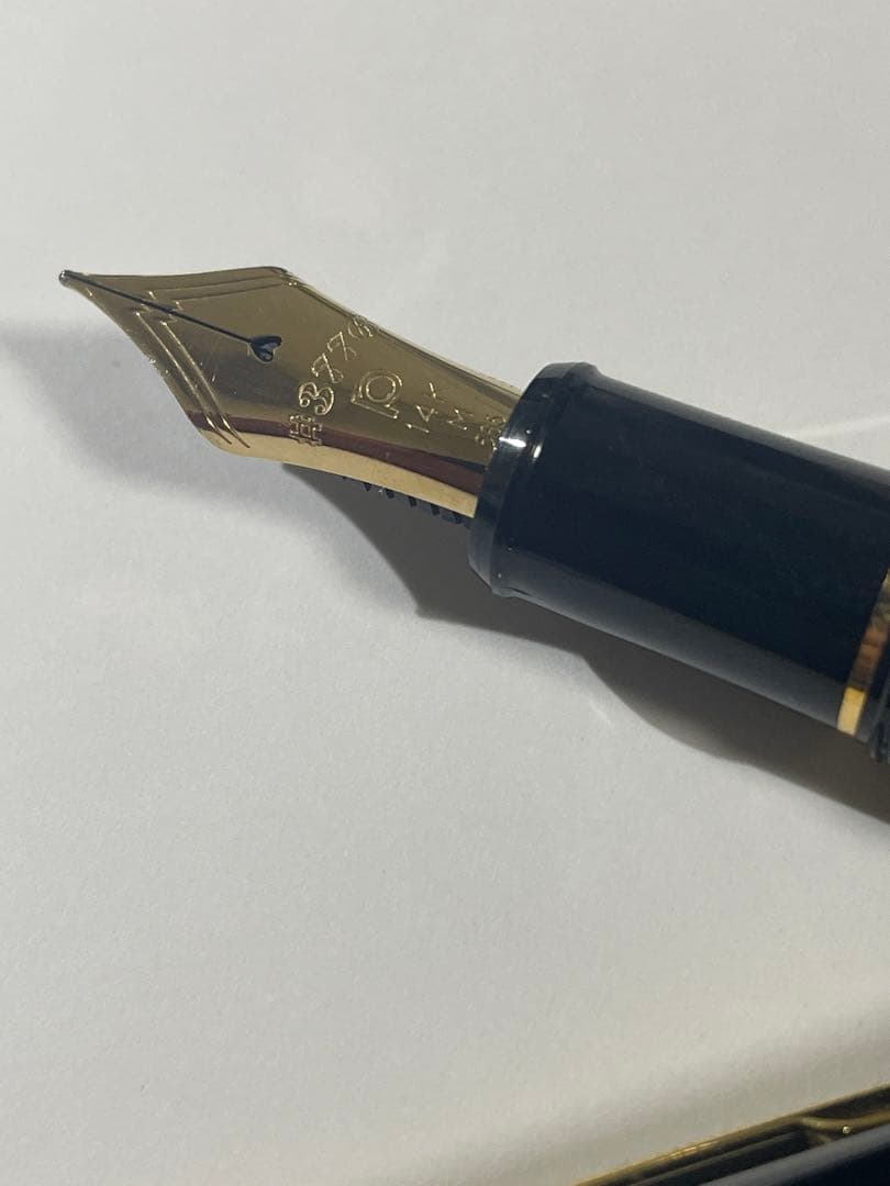 プラチナ万年筆3776センチュリー　字幅M 黒×金
