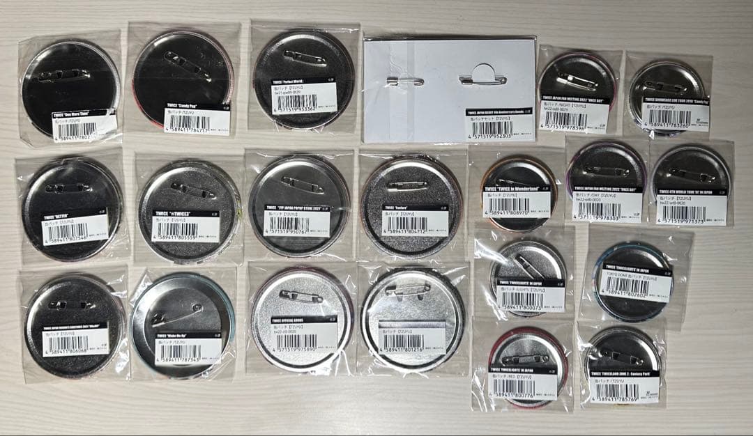 ツウィ　缶バッジ　21種セット