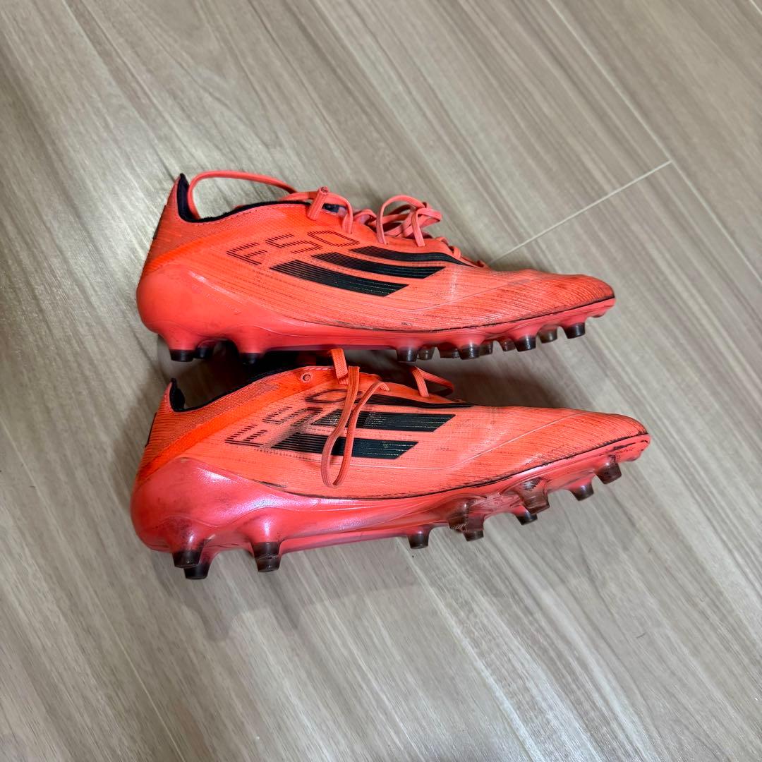 2月限定 F50 ELITE AG / 人工芝用