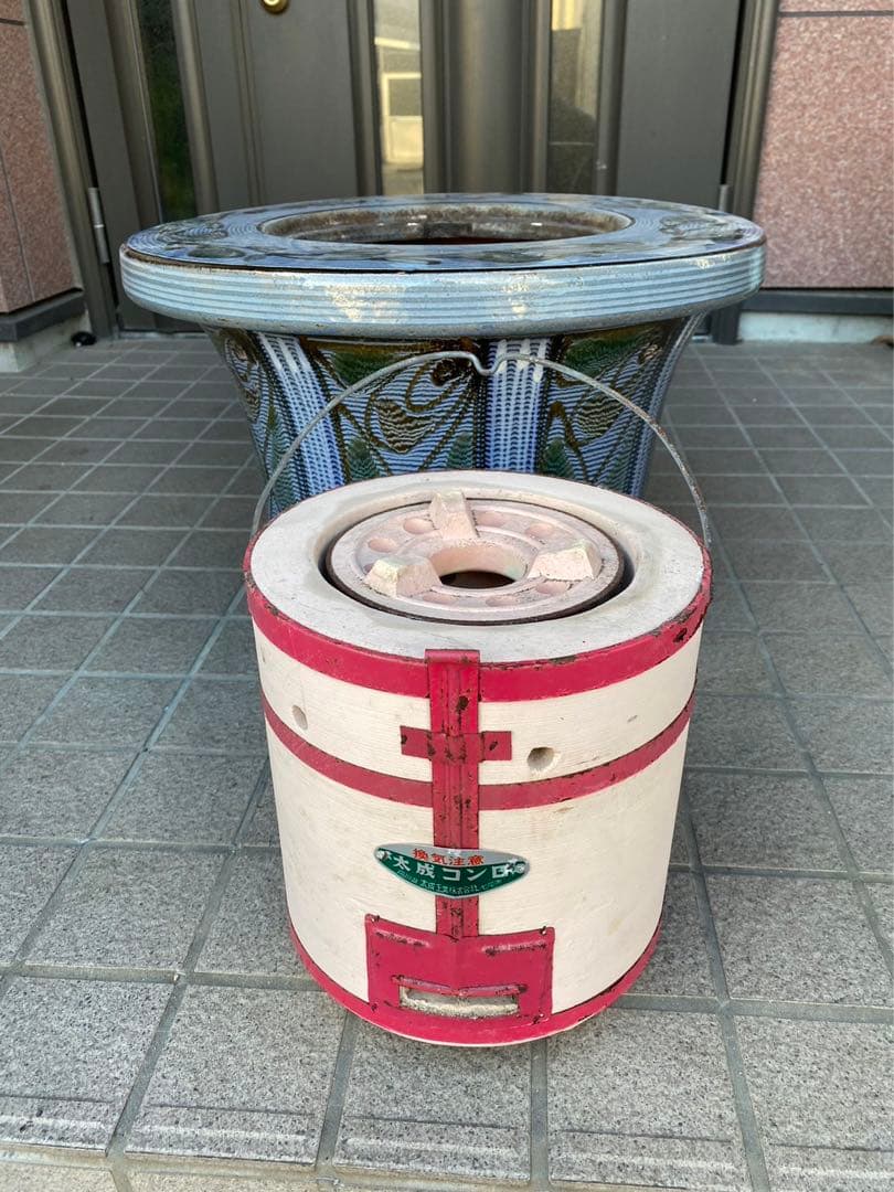 練炭火鉢.太成コンロ付き.五徳付き! 当時物! 昭和レトロ&アンティーク!