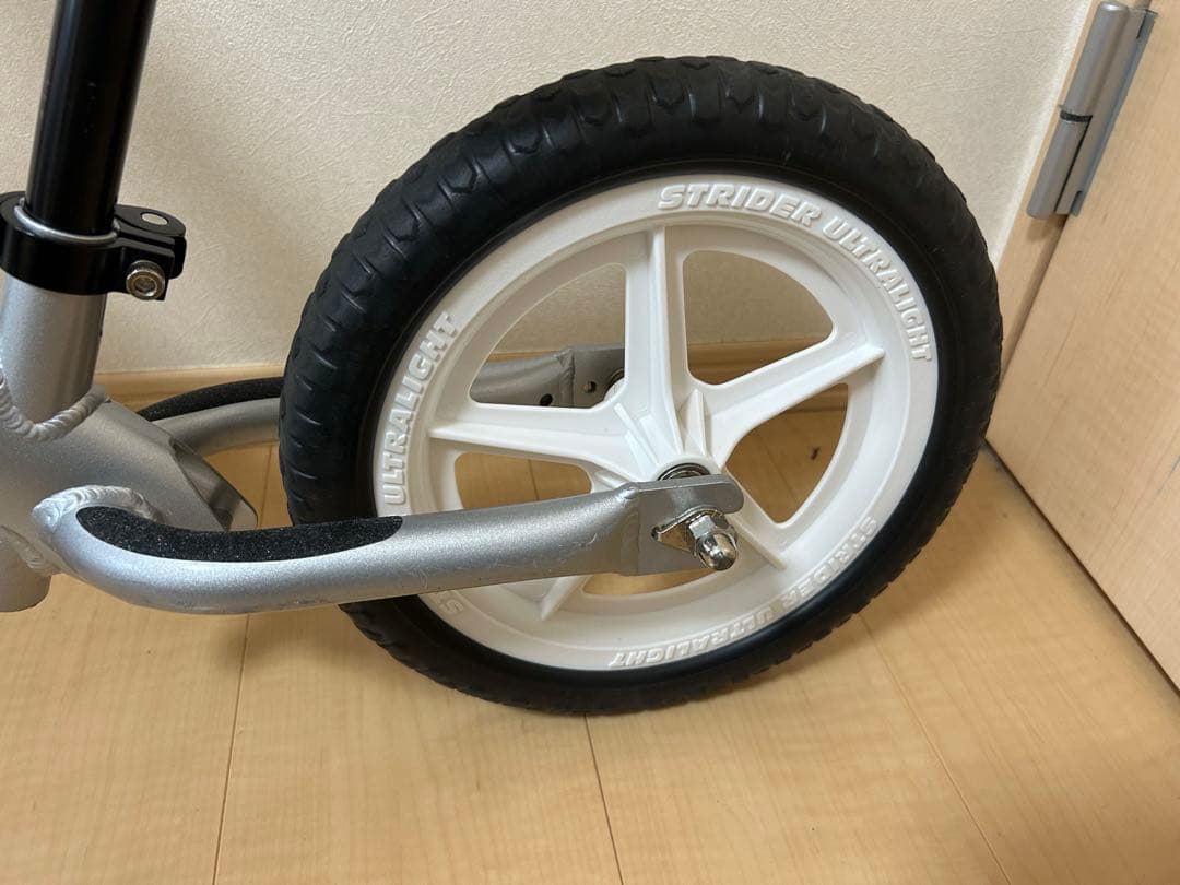 ぽぱい　【美品】　ストライダー　プロ　アルミフレーム