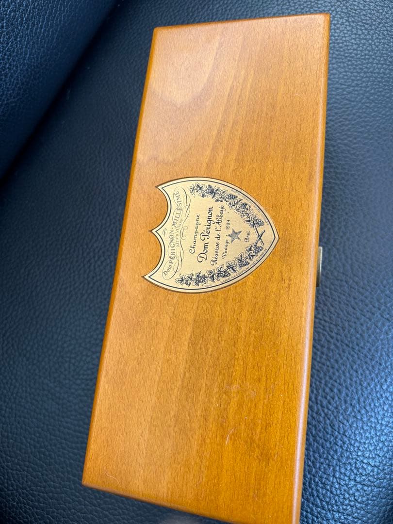 ドンペリゴールド 1999年 木箱入り