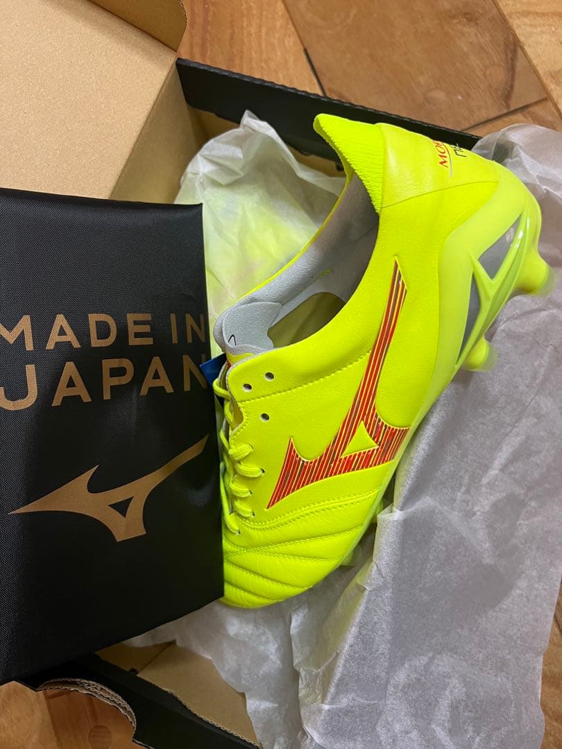 新品　激レア　限定カラー　ミズノ　モレリア ネオ4 JAPAN 28cm