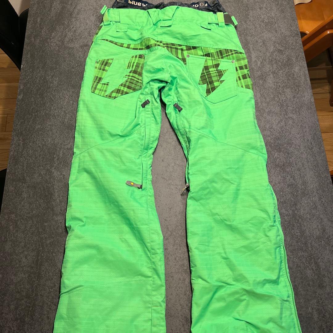 スノボウェア 上下セット BlueBlood 上着Mサイズ パンツSサイズ