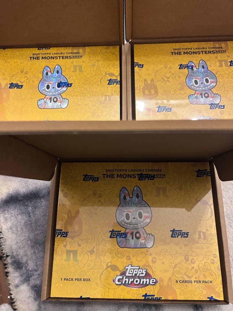 その他 Topps The Monsters Series Chrome 3BOX