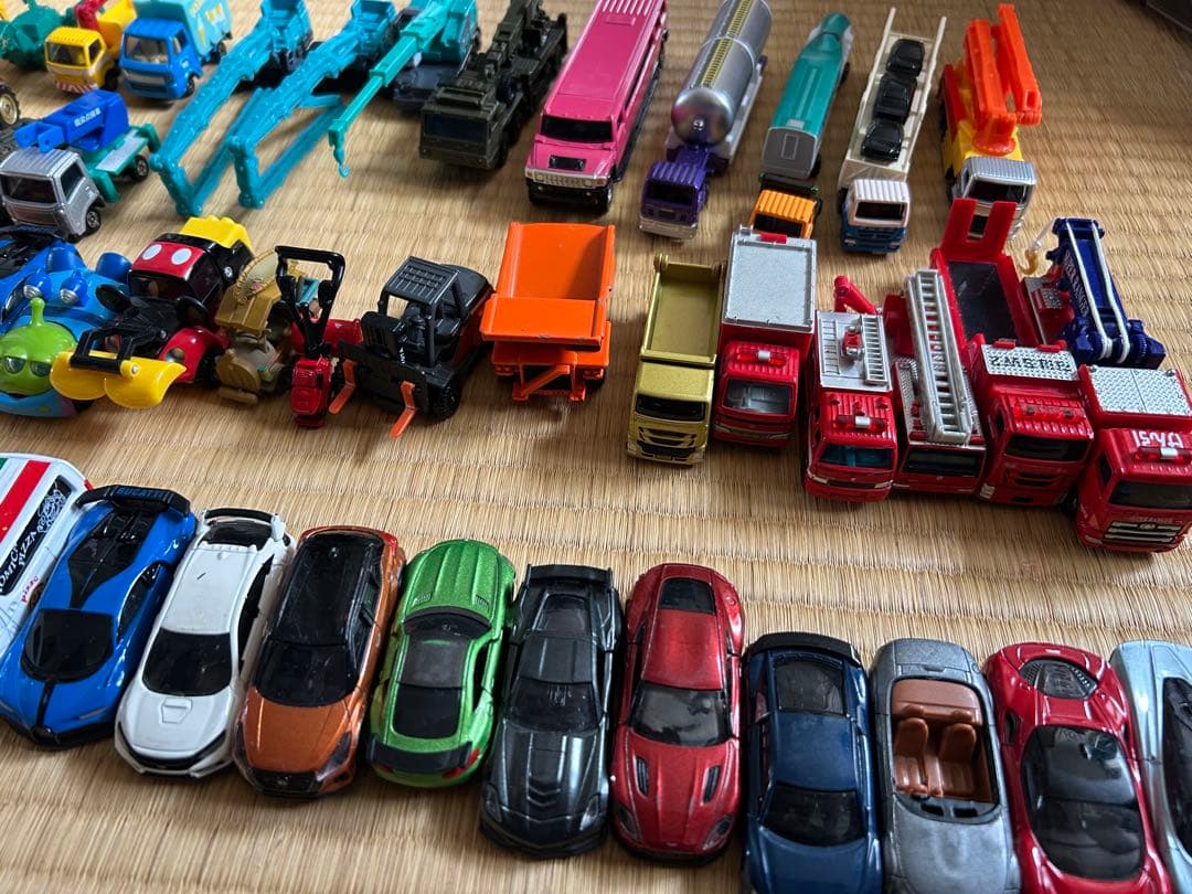 トミカ　77台セット　まとめ売り