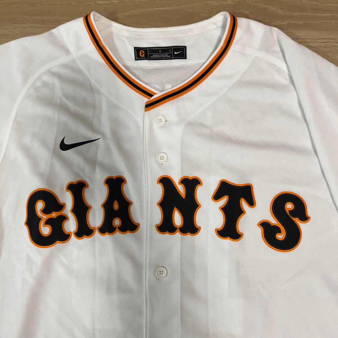 読売ジャイアンツ巨人　大勢　NIKE 直筆サイン入り　ホームユニフォーム