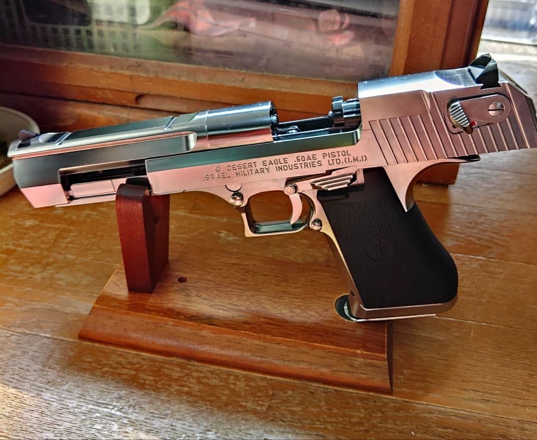 東京マルイ DESERT EAGLE .50 AE ガスガン