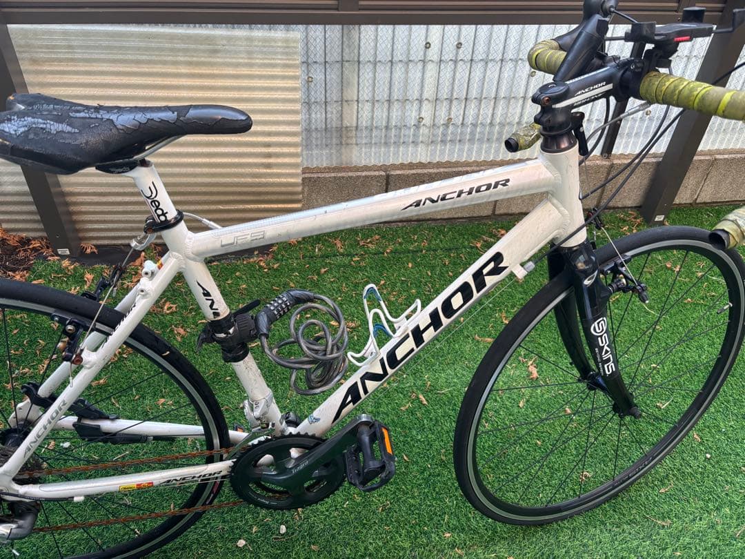 ANCHOR ホワイト ロードバイク