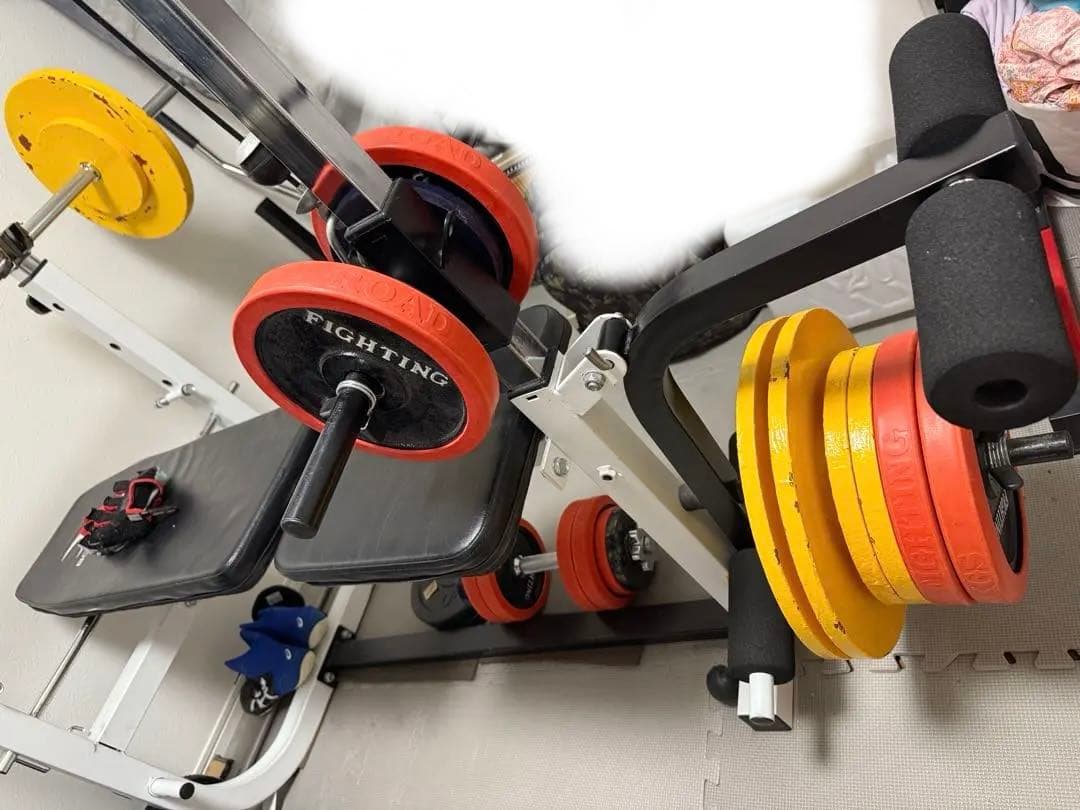 ベンチ台　筋トレマシン　ボディーデザイン