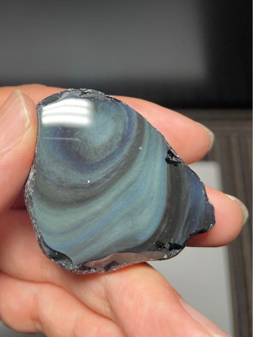 研磨品　十勝石玲瓏　エメラルドグリーンベース　レインボーオブシディアン