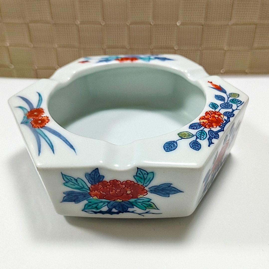 ●5230#0113　今泉今右衛門(人間国宝)　錦花絵 灰皿　0309