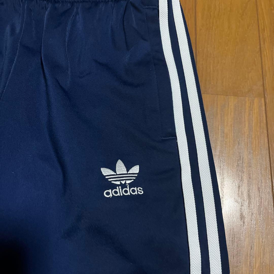アディダスオリジナルス　ネイビー ジャージパンツ 3本ライン　160