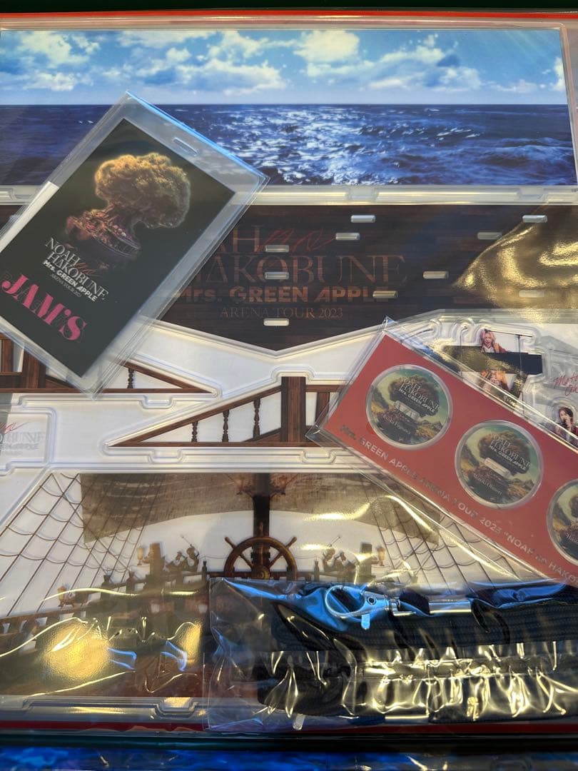 Mrs. GREEN APPLE 初回限定版グッズ