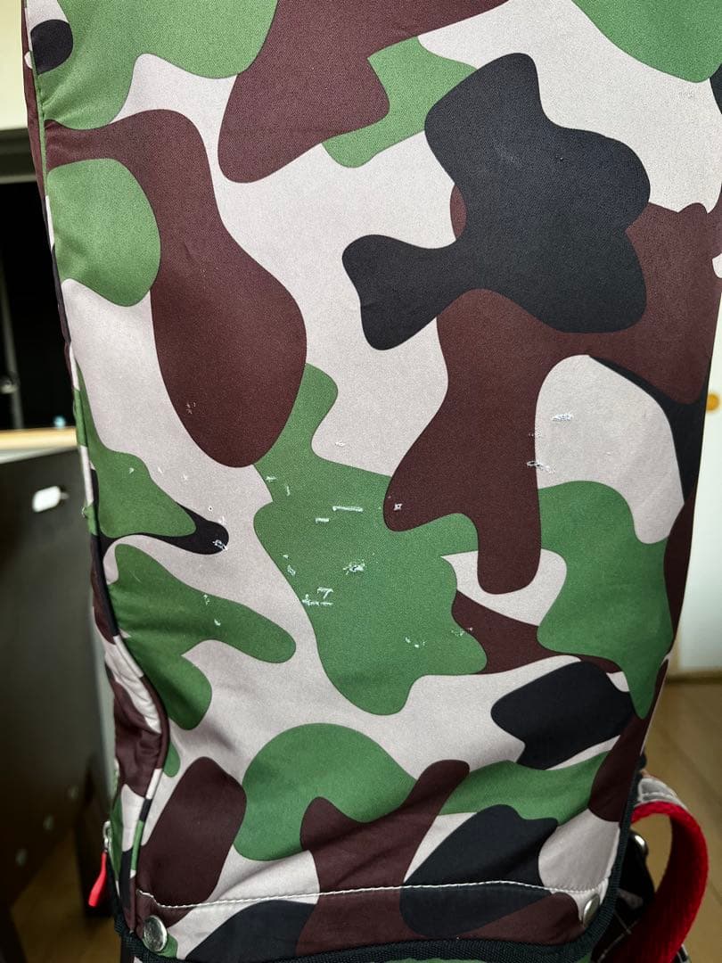 良品PUMA プーマ キャディバッグ 人気の迷彩 カモフラ柄 ゴルフバック　軽量