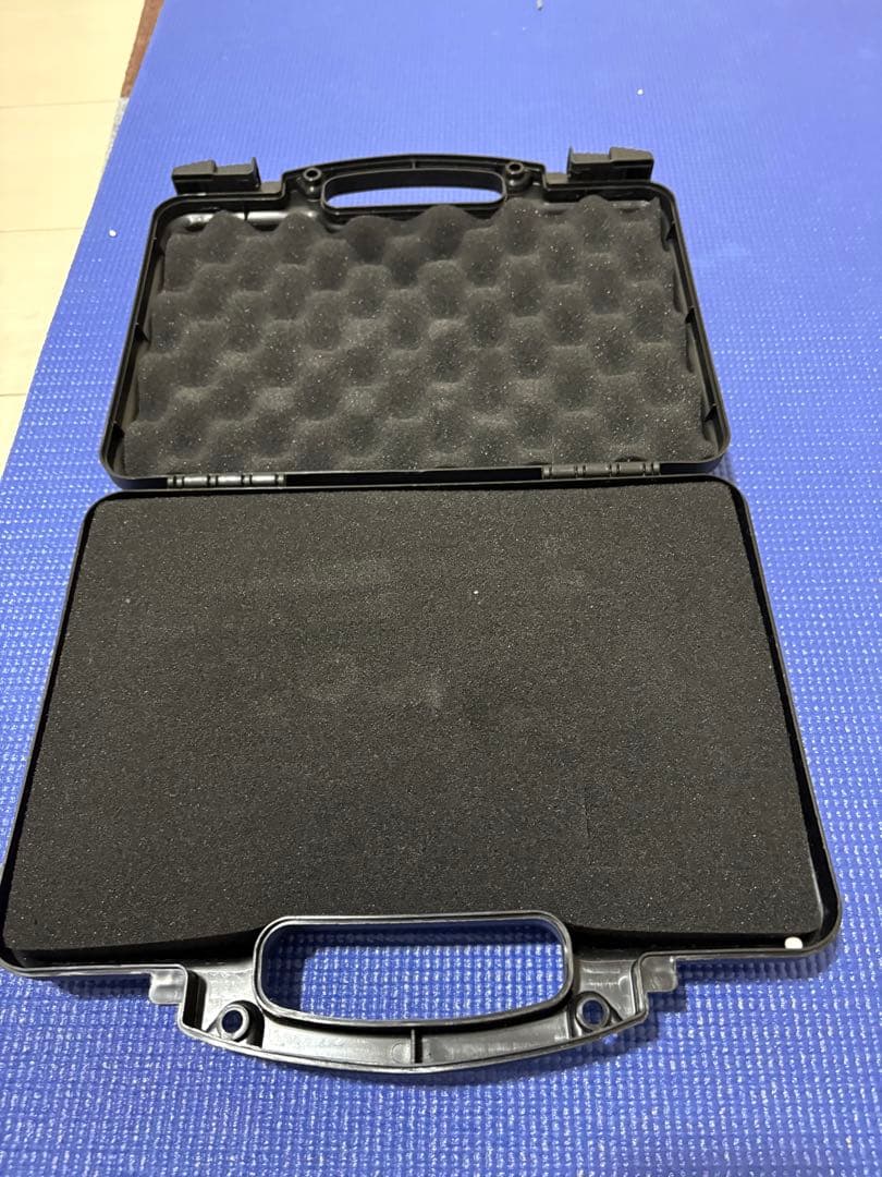 東京マルイ　デザートイーグル　シルバー　ケース付　ガスブローバック