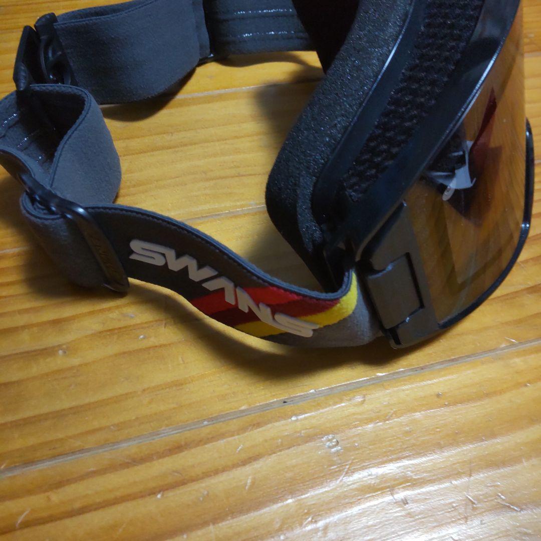 美品　未使用品に近い。スワンズ　スノーゴーグル　正規品