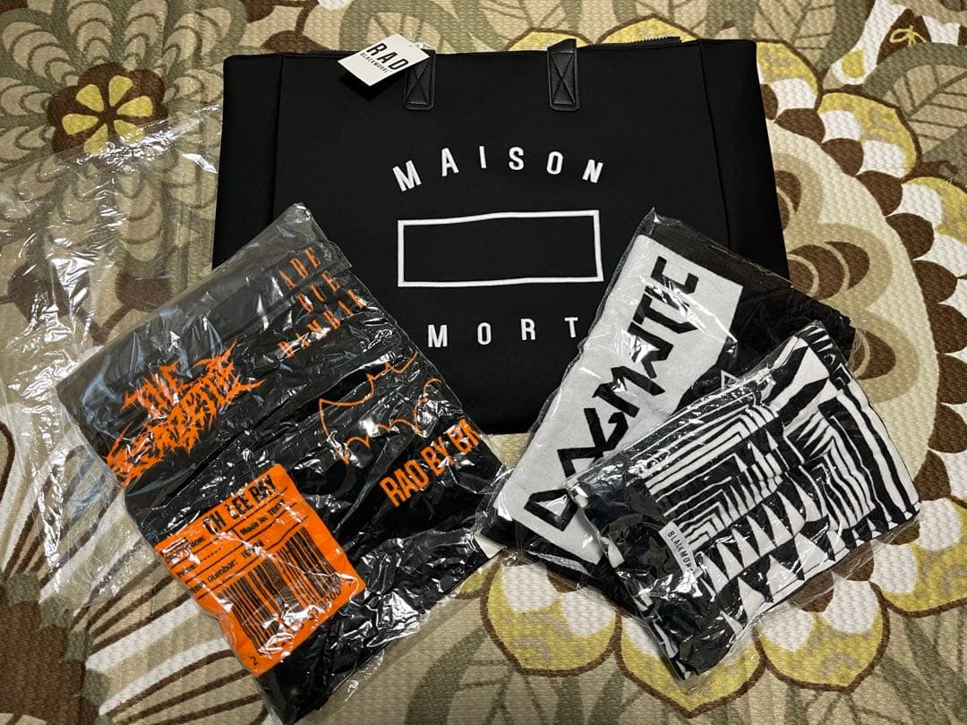 the GazettE 未使用バッグ＆タオルまとめ売り