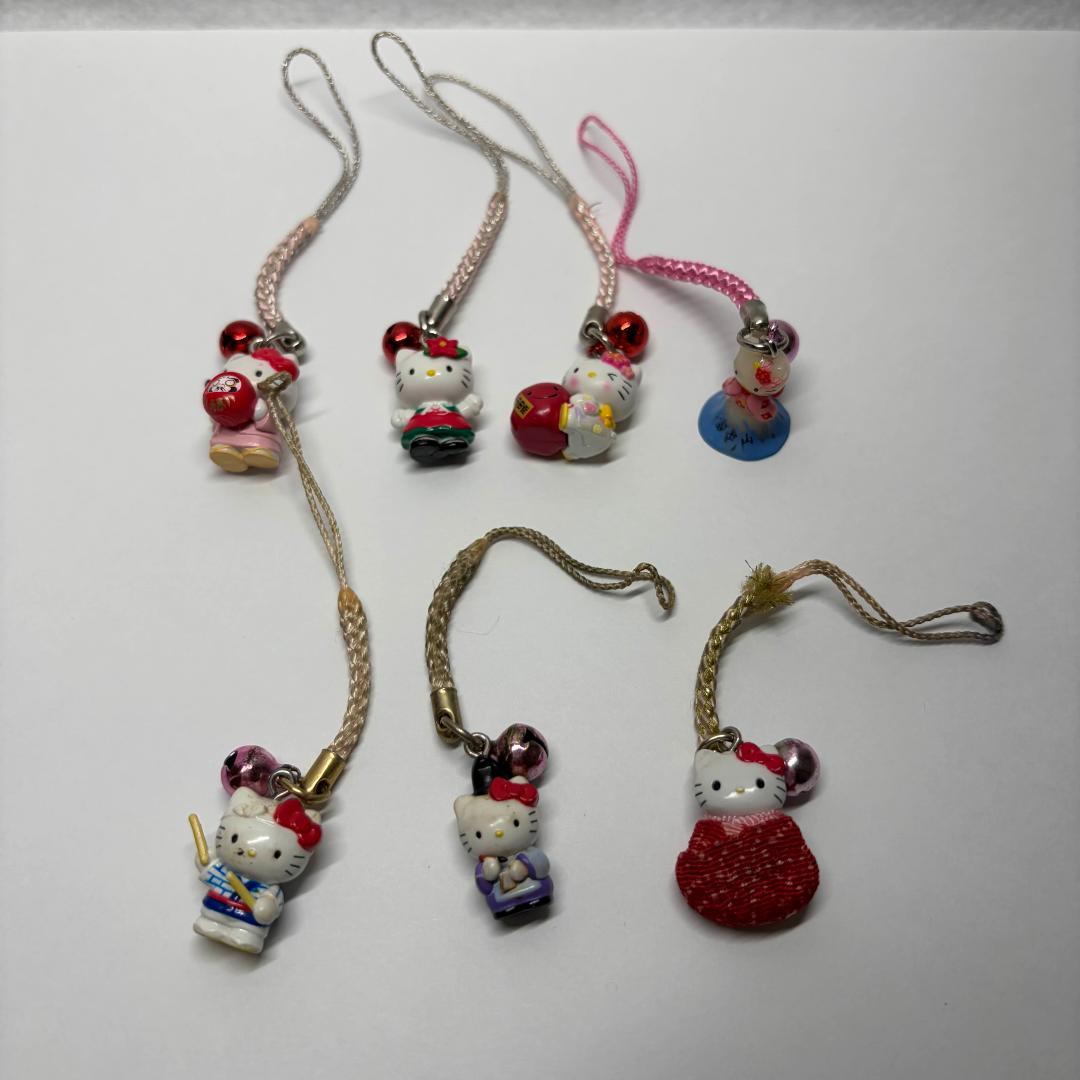 【まとめ売り】1999-2010年・ご当地キティ90個セット(訳あり)