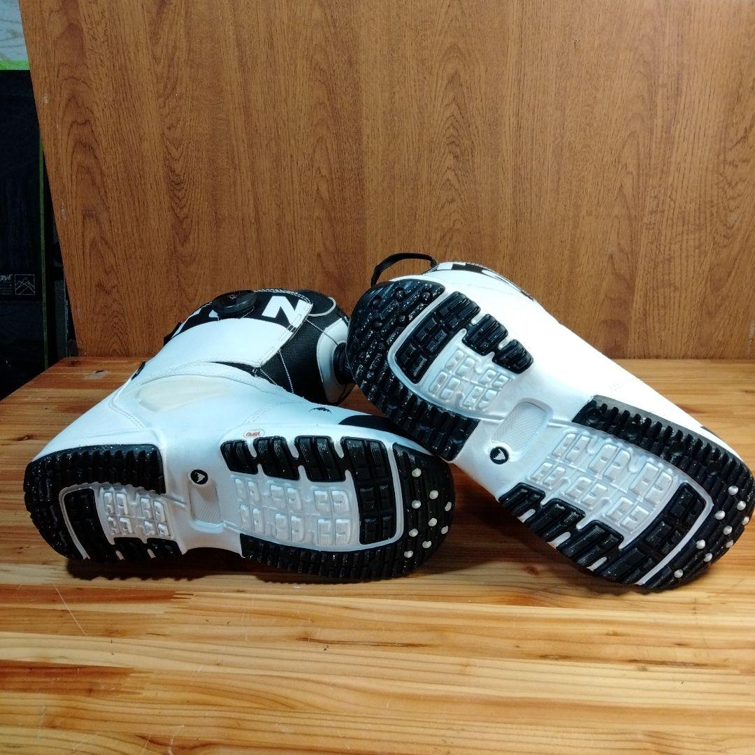 美品　BURTON　バートン 　スノーボードブーツ　送料無料 26064