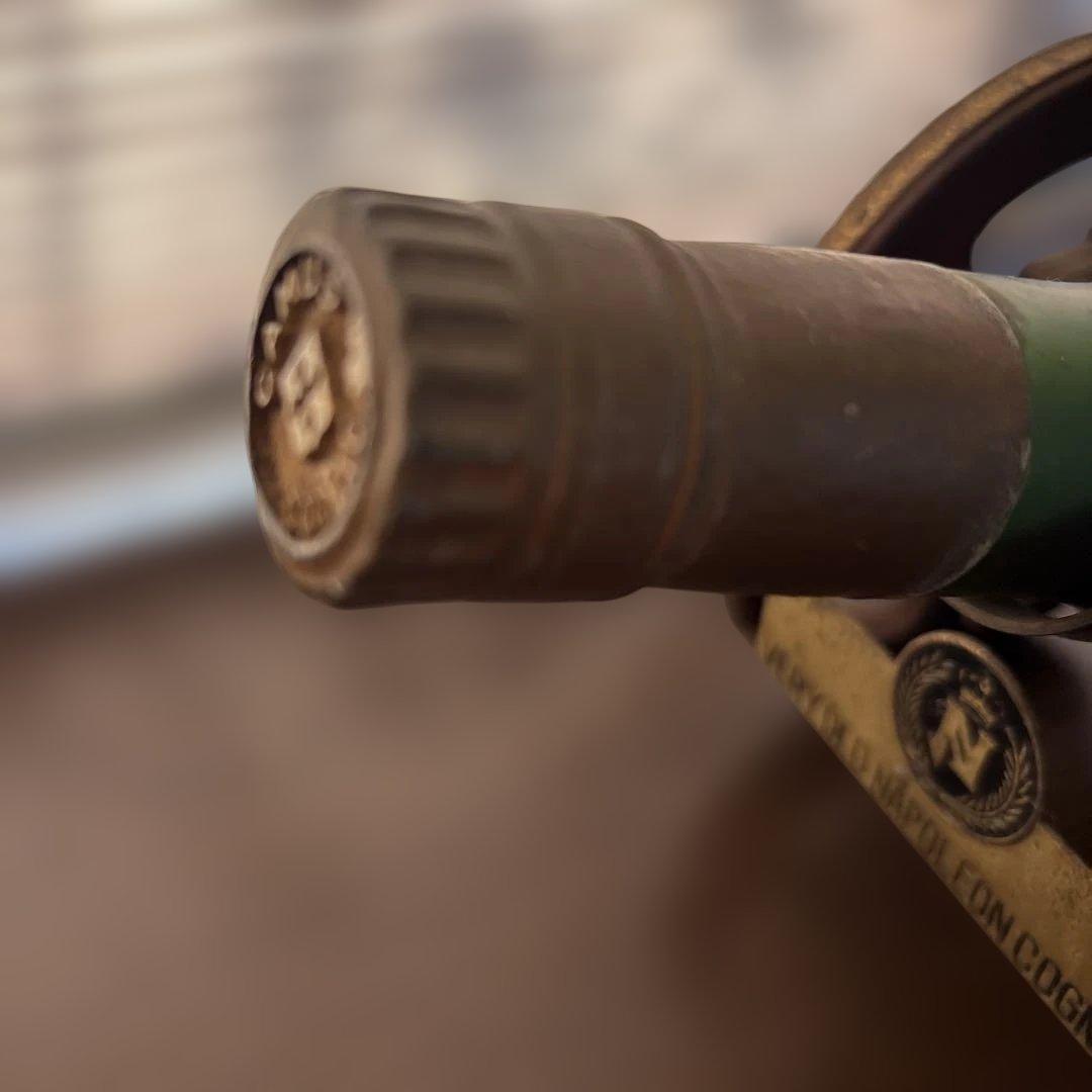 カミュナポレオンコニャック　砲台付き　古酒