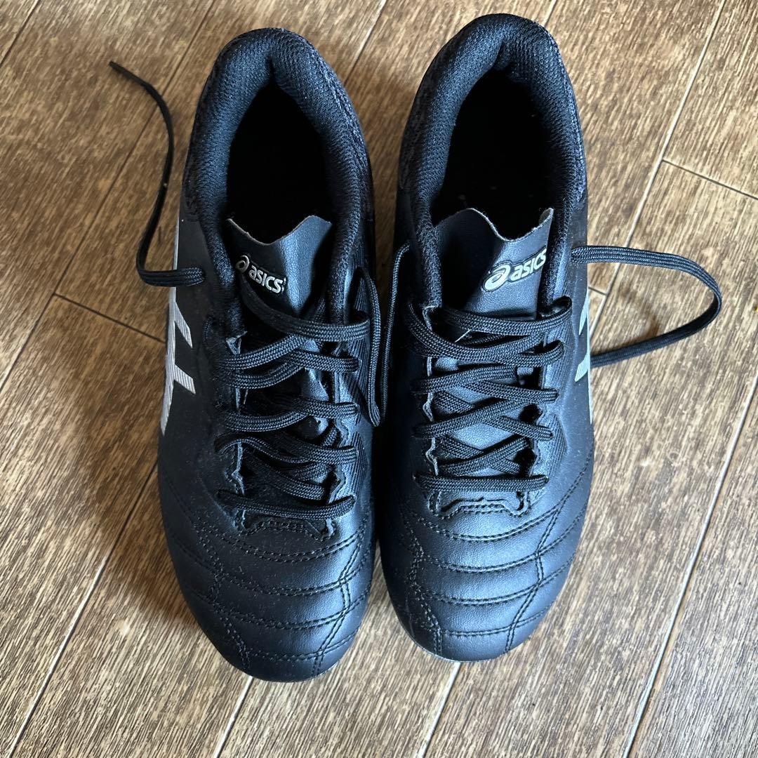 新品未使用‼︎ アシックス　サッカースパイク