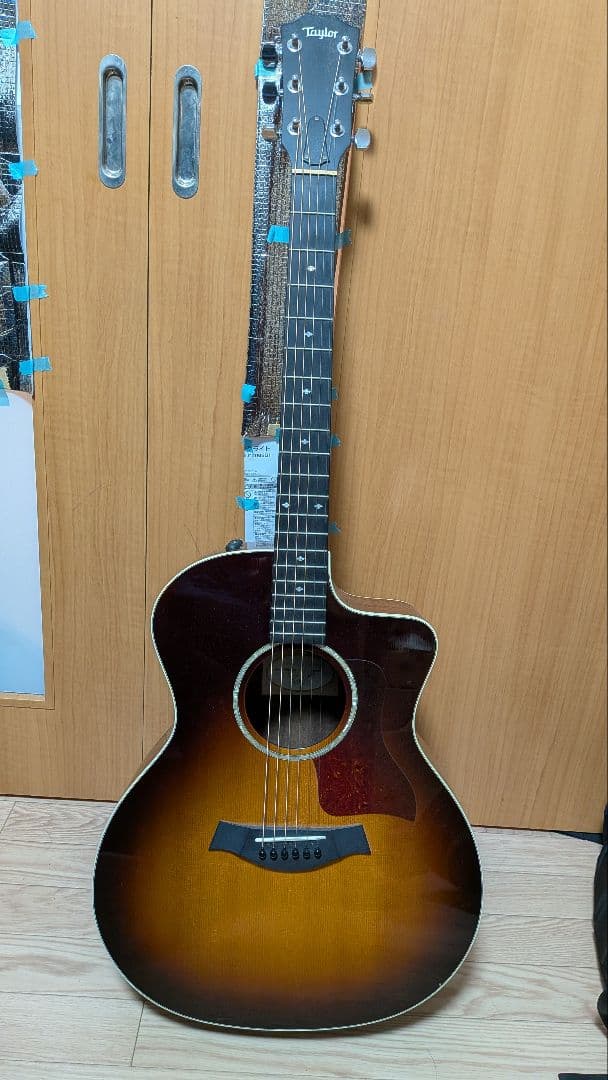 Taylor 214CE-CF DLX SB　エレアコ