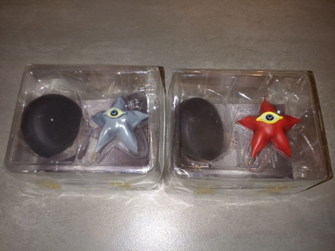 ゴジラ　ガメラ　特撮大百科　パイラ人　2種セット